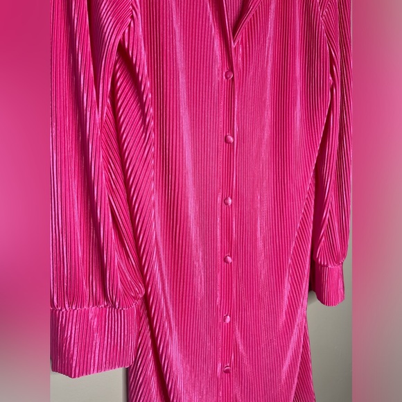 Dress - Picture 2 of 4